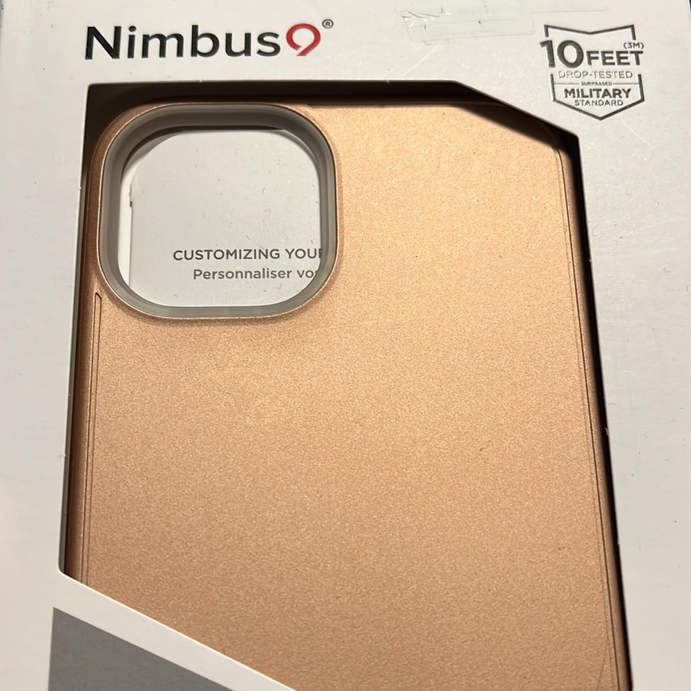 Rose gold iPhone 6 case. Brand new, still in box. Beautiful, elegant sheen.